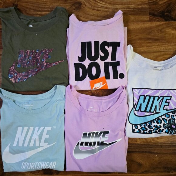Nike T shirts  5  3XL - Picture 1 of 1